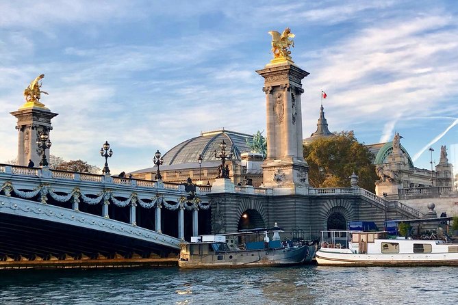 Paris Seine River Champagne Tasting Cruise - 1 Hour 15 Minutes on the Seine at Night, What You Actually Get