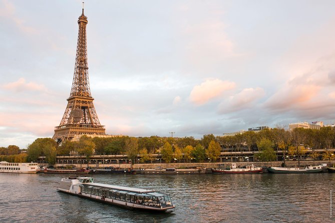 Paris Seine River Gourmet Lunch Cruise with Champagne Option - What You Actually Eat: A Real 3-Course Lunch