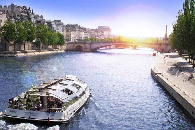 Paris Seine River Hop-On Hop-Off Sightseeing Cruise by Batobus - Onboard Comfort, Audio, and Photo Tips From the River