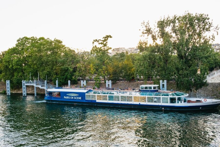 Paris: Seine River Panoramic Views Dinner Cruise - Who should book this, and who should pick another plan