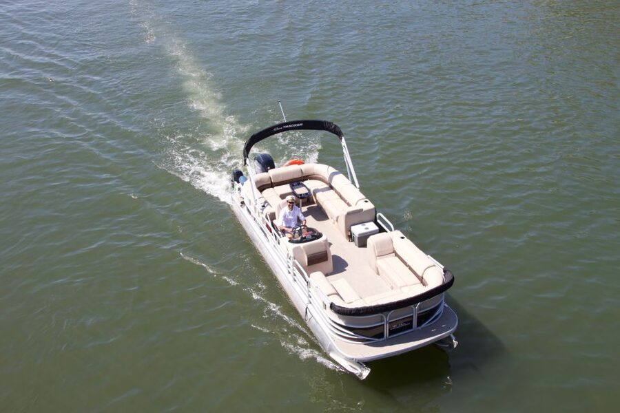 Paris: Seine River Private Guided Pontoon Boat Cruise - Who should book this Seine cruise, and when does it shine?