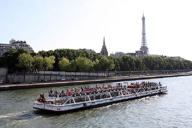 Paris Seine River Sightseeing Cruise Tour - A 1 Hour Paris Overview From the Eiffel Tower Area