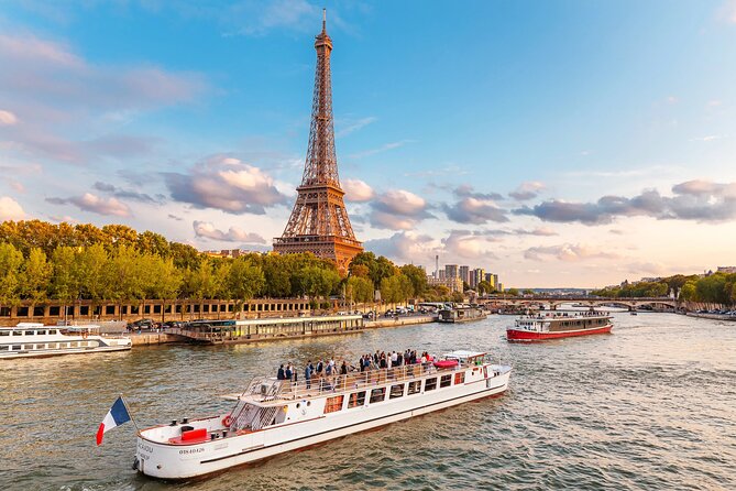 Paris Seine River Sightseeing Cruise Tour - Smooth Boarding vs. Line Stress, and How to Avoid It