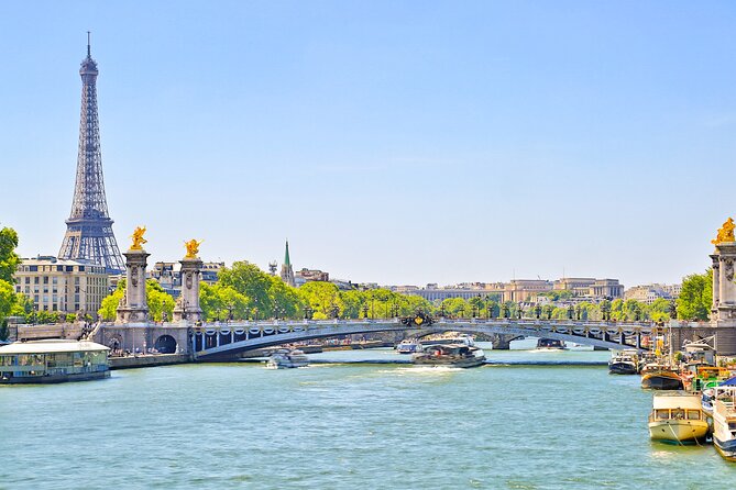 Paris Seine River Sightseeing Cruise with options - A Short Seine Cruise That Helps You Read Paris Fast