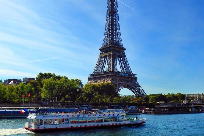 Paris Seine River Sightseeing Guided Cruise Vedettes du Pont Neuf - Quick hits before you go