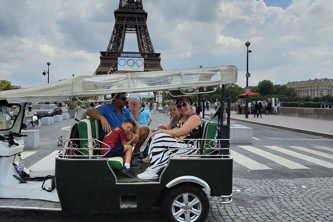 Paris Sightseeing by Tuk Tuk Golf Cart 2 hours - Napoleon links: École Militaire and Les Invalides