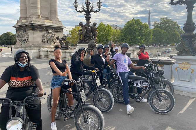 Paris Sightseeing Family Friendly Guided Electric Bike Tour - Seine docks without heavy traffic: the relaxed stretch that resets you
