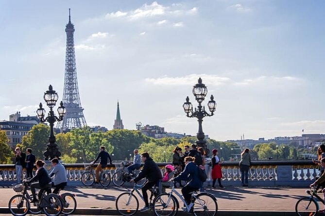 Paris Small Group Guided Bike Tour of Must-See Sights - Jardin des Tuileries and Grand Palais: Royal Garden Mood and Big Classic Facades