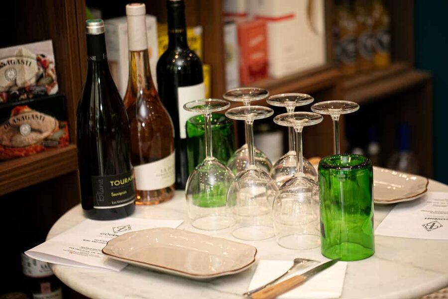 Paris: Tasting of 3 Wine and 3 Cheese - Key Points You Will Care About