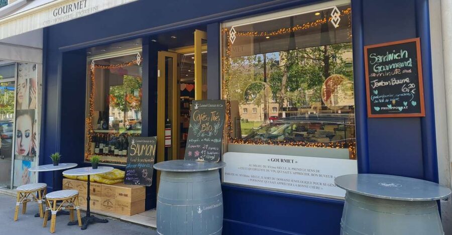 Paris: Tasting of 3 Wine and 3 Cheese - A Wine and Cheese Tasting Right Between Eiffel and Invalides
