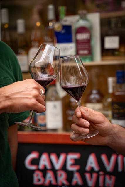 Paris: The Ultimate Wine Tour of Montmartre - 7 Guests max - What you actually learn, beyond just drinking wine