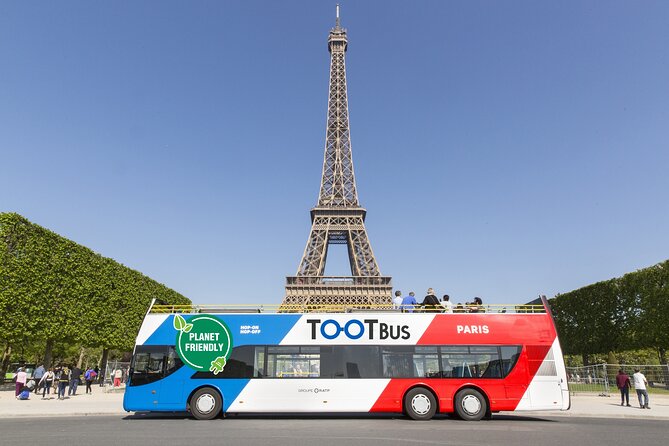 Paris Tootbus Discovery by Day and by Night Routes - Finding The Start: Bd des Capucines, the Louvre Courtyard, and Stop Confusion
