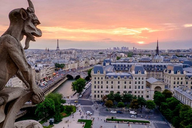 Paris Top Sights Half Day Walking Tour with a Fun Guide - Hôtel de Ville to Arc de Triomphe: France’s big-city backbone