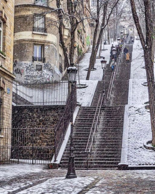 Paris Top Sights Half Day Walking Tour with a Fun Guide - Metro Skills That Pay Off on Day Two