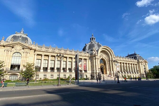 Paris Treasure Hunt – Explore the Seine from Louvre to Eiffel - Starting and Moving Around: Where You Begin and How You Finish