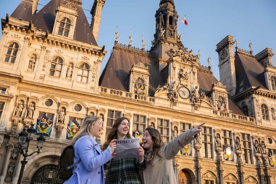 Paris: Treasure Hunt & Walking Tour "Secret Weapon X" - Key things you’ll notice right away