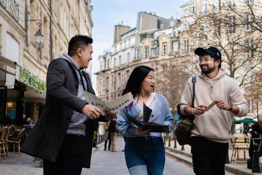 Paris: Treasure Hunt & Walking Tour "Secret Weapon X" - Starting at Play-In, 59 Rue de Rivoli, and the Marie Curie mission