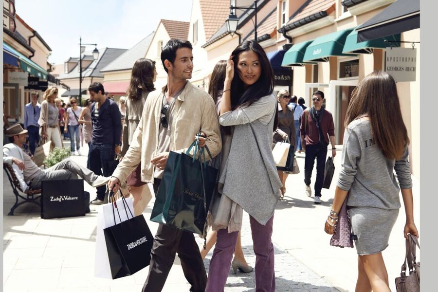 Paris: Vallée Village Outlet Shopping Day - When the Bus Ride Back Helps, and When It Can Be a Nuisance