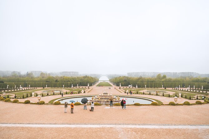 Paris Versailles Guided Tour with Gardens & Trianon Access - Timing, ticketing, and how to avoid a sore-foot day