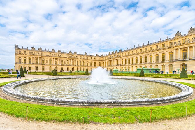 Paris: Versailles Palace with Gardens and Estate Entrance Ticket - Petit Trianon and Marie Antoinette Estate: A Change of Pace That’s Worth It