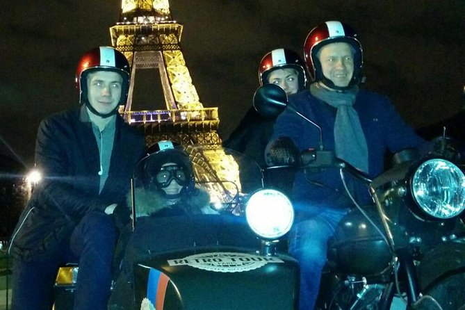 Paris Vintage Tour by Night on a Sidecar with Champagne - Arc de Triomphe and the Eiffel Tower champagne moment