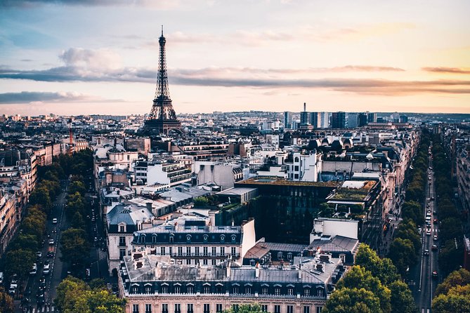 Paris Walking Tours: Discover Paris' Iconic Sites and Secret Spots - Stop 1 in Paris: Instagram Photo Spots With Ed and Julian