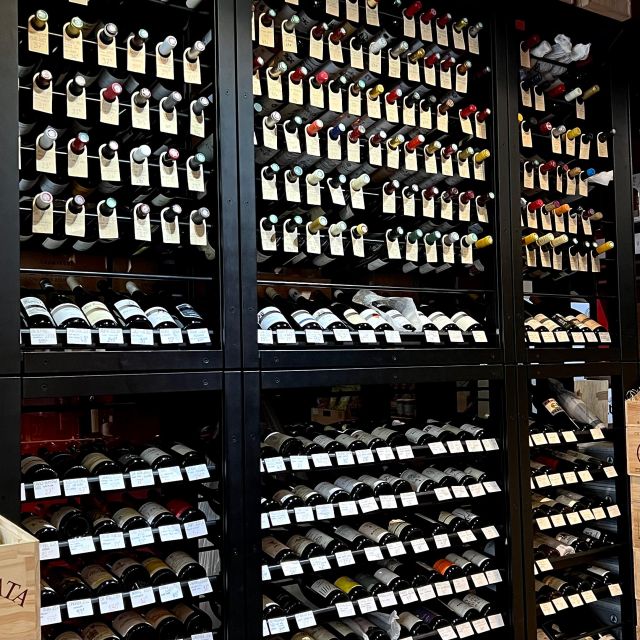 Paris : Wine tasting at the cellar of Joël Robuchon - Food pairings that actually help you taste better