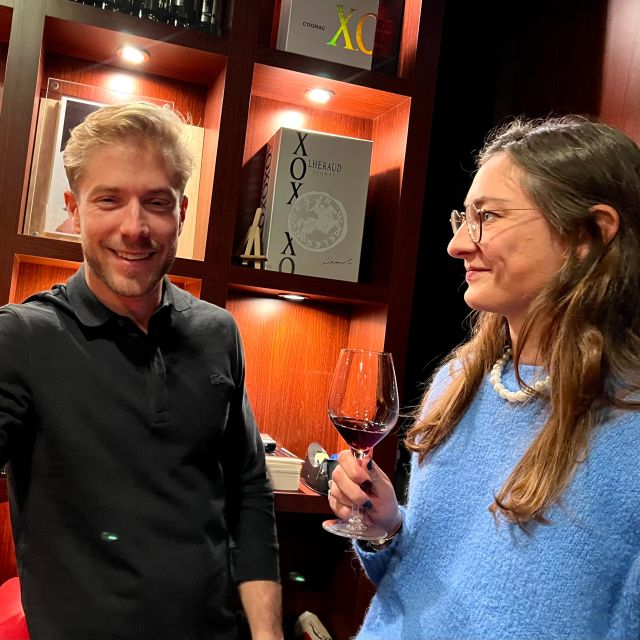 Paris : Wine tasting at the cellar of Joël Robuchon - What makes it feel friendly, not formal