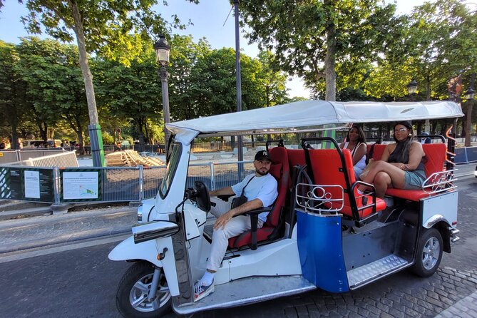 Paris with a Tuk Tuk - Private 2-Hour TukTuk Tour - Weather and flexibility: what happens if the city is not cooperating