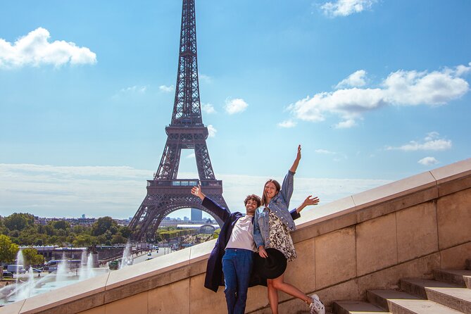 Paris: Your Own Private Photoshoot at the Eiffel Tower - Why a 30-minute Eiffel Tower shoot works so well