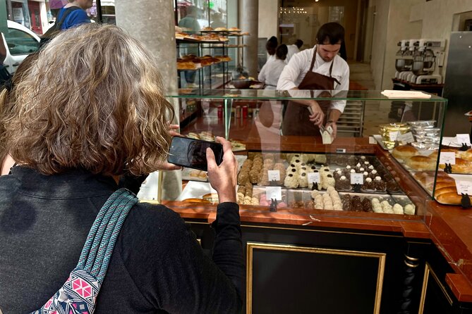 Parisian Bohemian Walking Food Tour with Gourmet Tastings - Stop 4: Biscuiterie de Montmartre for macarons or madeleines
