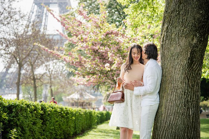 Parisian Life Style Private Photo Shoot at Eiffel Tower - Early Morning Timing: Better Light and Less Noise
