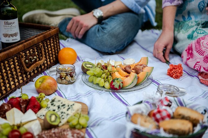 Parisian Romantic Picnic - Where you’ll picnic in Paris, and why that location choice matters