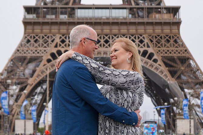 Photo Session in Paris - Photographer at the Eiffel Tower - Meet at Musée de la Marine, then head straight to the action