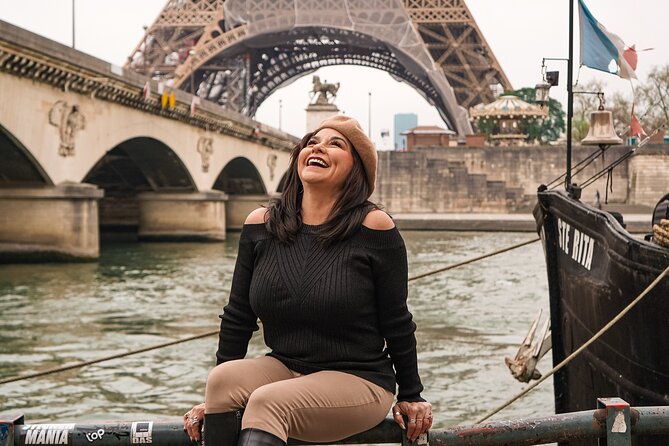 Photographer in Paris - A 30-minute Eiffel Tower photo session that still feels unrushed
