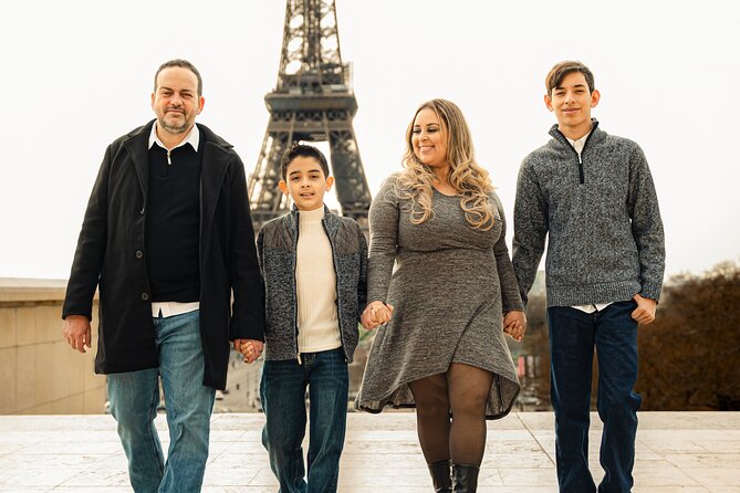 Photoshoot in Paris - Eiffel Tower - The Eight Edited Photos: HD Delivery, No Heavy Manipulation