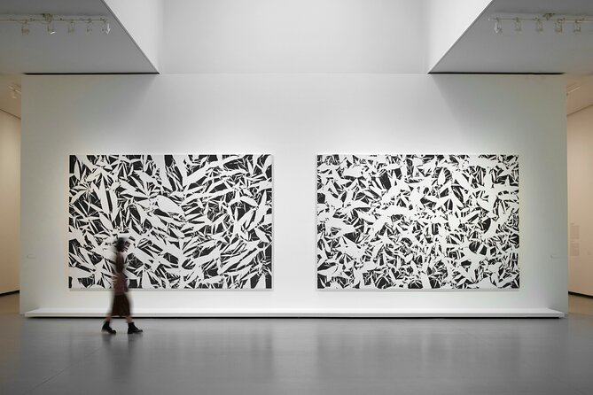 Premium Fondation Louis Vuitton - Exhibitions: modern masters plus ever-changing shows