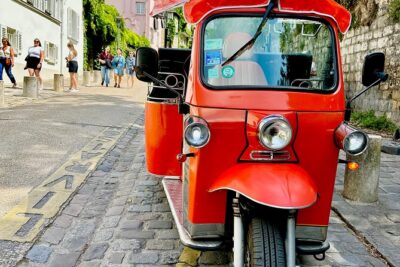 Premium private tour of Paris in an Electric TukTuk (4 hours)