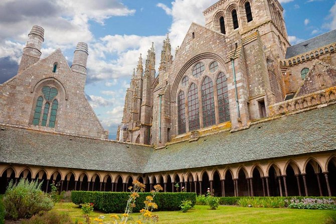 Private 12-hour round transfer to abbey of Mont Saint Michel Normandy from Paris - Ticket costs: what is included and what you pay on arrival