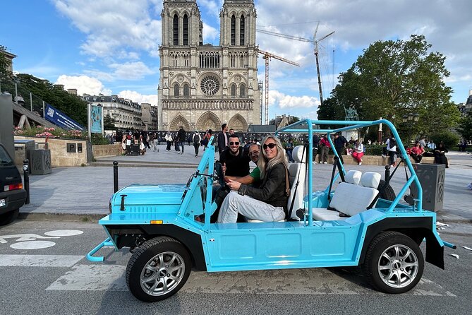 Private 2 - Hour Paris Landmarks Tour by Golf Cart Mini Moke - How a Mini Moke makes Paris landmarks feel easier