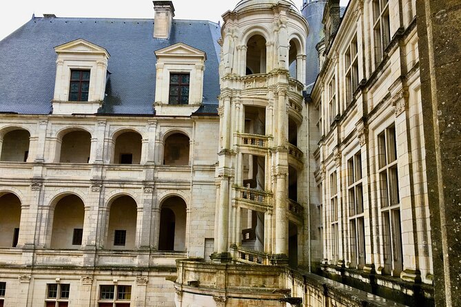 Private 3 Loire Castles Live Guided with Wine tasting from Paris - Price and value: $714.83 per person, and where the money goes