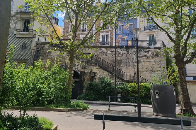 Private and authentic tour of the Latin Quarter (Paris) - Mosquee de Paris, Gardens and Pastry Time in a Different Mood