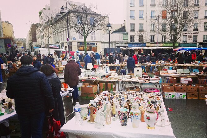 Private Bastille and Aligre market walking tour with the highline - Port de l’Arsenal and the Canal St-Martin angle