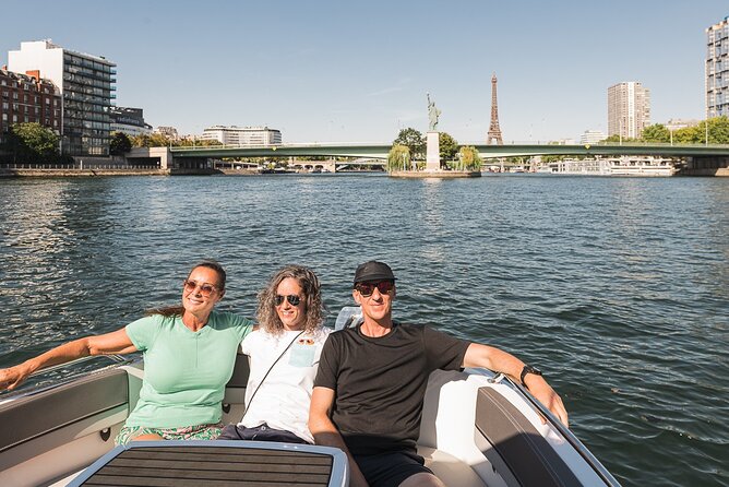 Private Cruise to Discover Paris - Price and value: $553.92 per group, is it fair?
