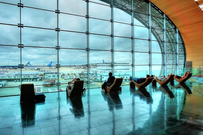 Private Departure Transfer from Paris to CDG or ORLY Airports - Timing That Matches Your Flight, Even When Paris Misbehaves