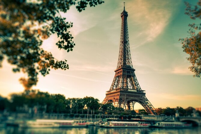 Private Half-Day Guided Tour of Paris - Montmartre first: Sacre-Coeur views, Place du Tertre, and an easy lunch moment