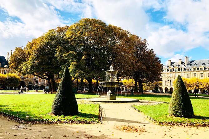 Private Half Day Historic Tour - Le Marais window shopping and Rue des Rosiers in the Jewish Quarter