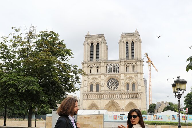 Private Historical Tour of Notre Dame - Starting at 7 Parvis Notre-Dame, then walking a cathedral timeline
