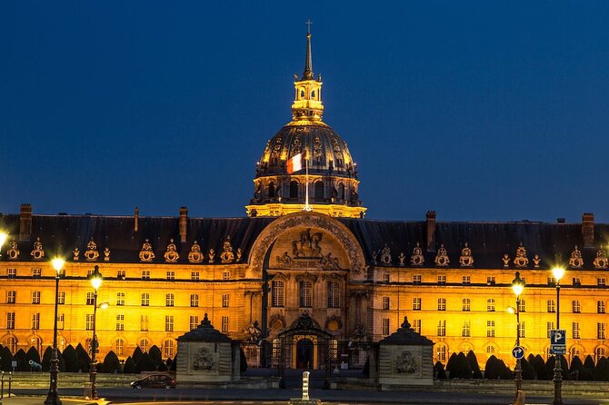 Private Paris City Night Sightseeing Tour - Moulin Rouge: cabaret fame, explained in context