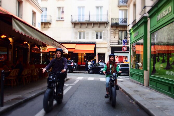 Private Paris electric bike ride with video - Back along the Seine to Place Sainte-Catherine